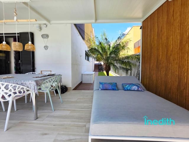 5 soverom Villa til salgs i Cubelles med svømmebasseng garasje - € 465 000 (Ref: 9698908)