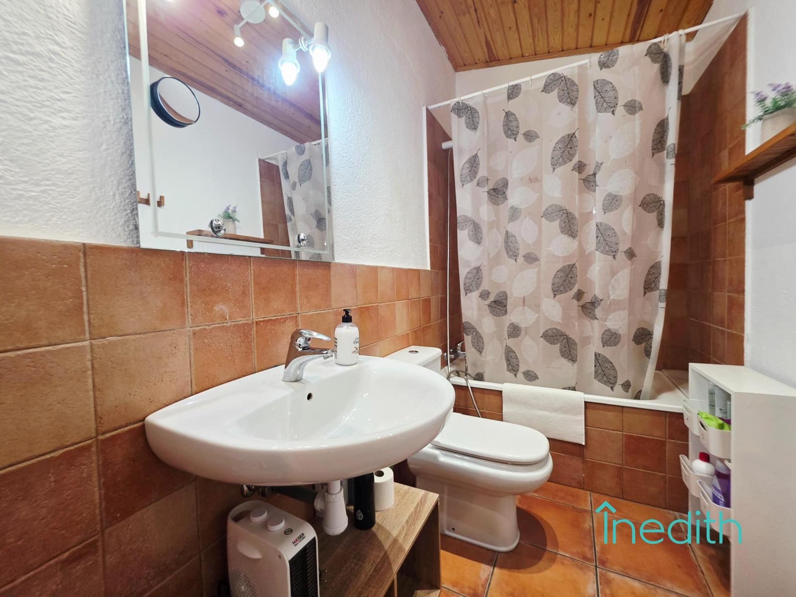 5 soveværelse Semi-Rækkehus til salg i El Pont de Bar - € 395.000 (Ref: 9707556)