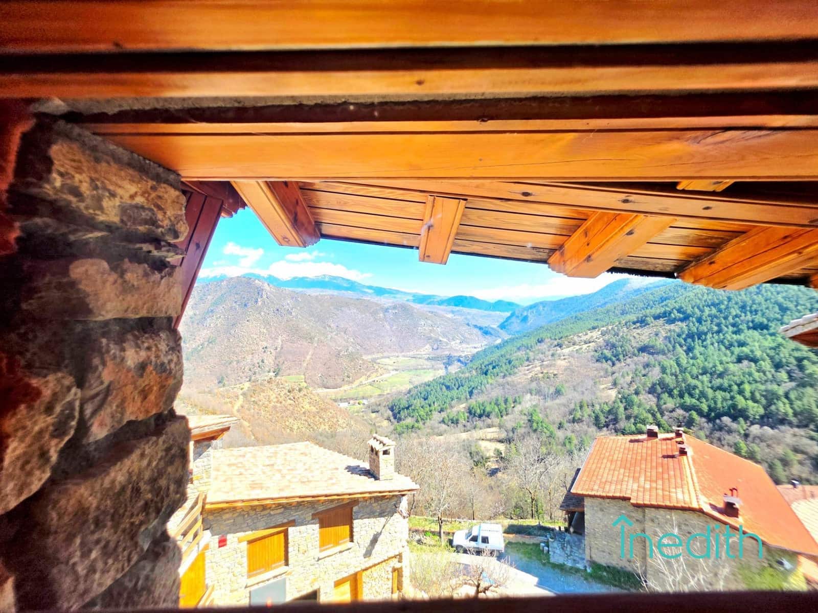 5 soveværelse Semi-Rækkehus til salg i El Pont de Bar - € 395.000 (Ref: 9707556)