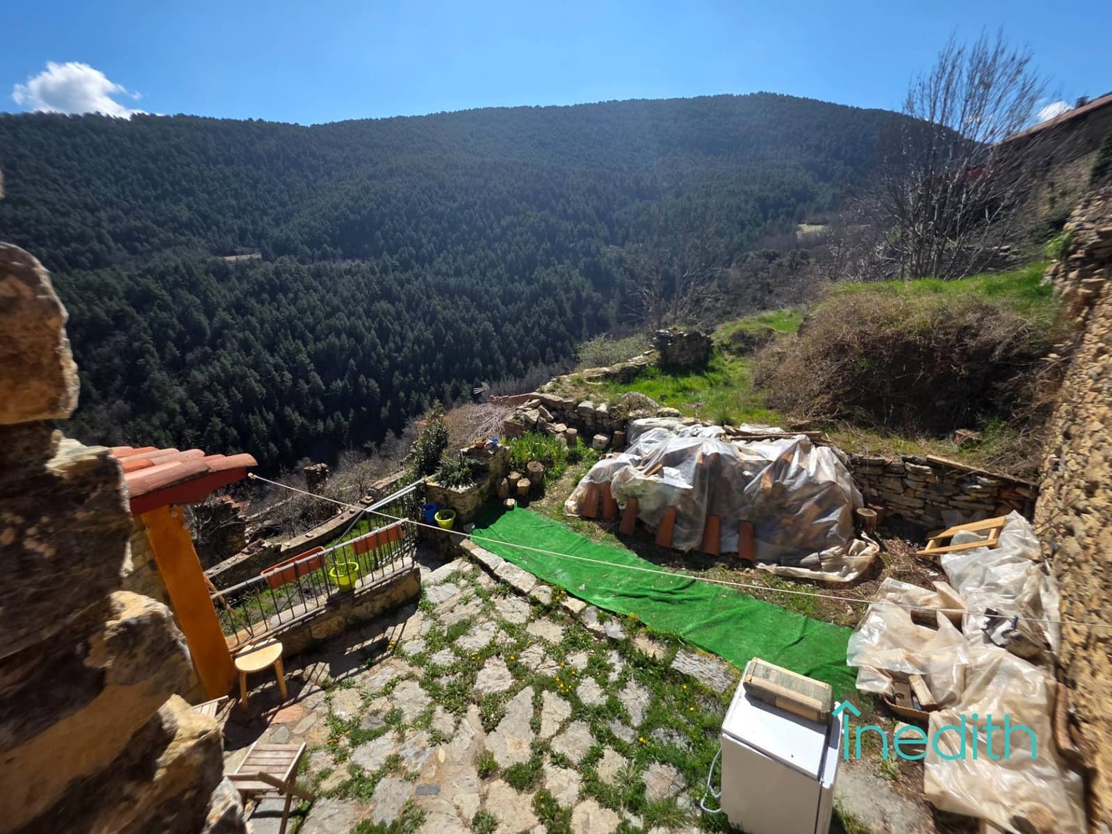 5 soveværelse Semi-Rækkehus til salg i El Pont de Bar - € 395.000 (Ref: 9707556)