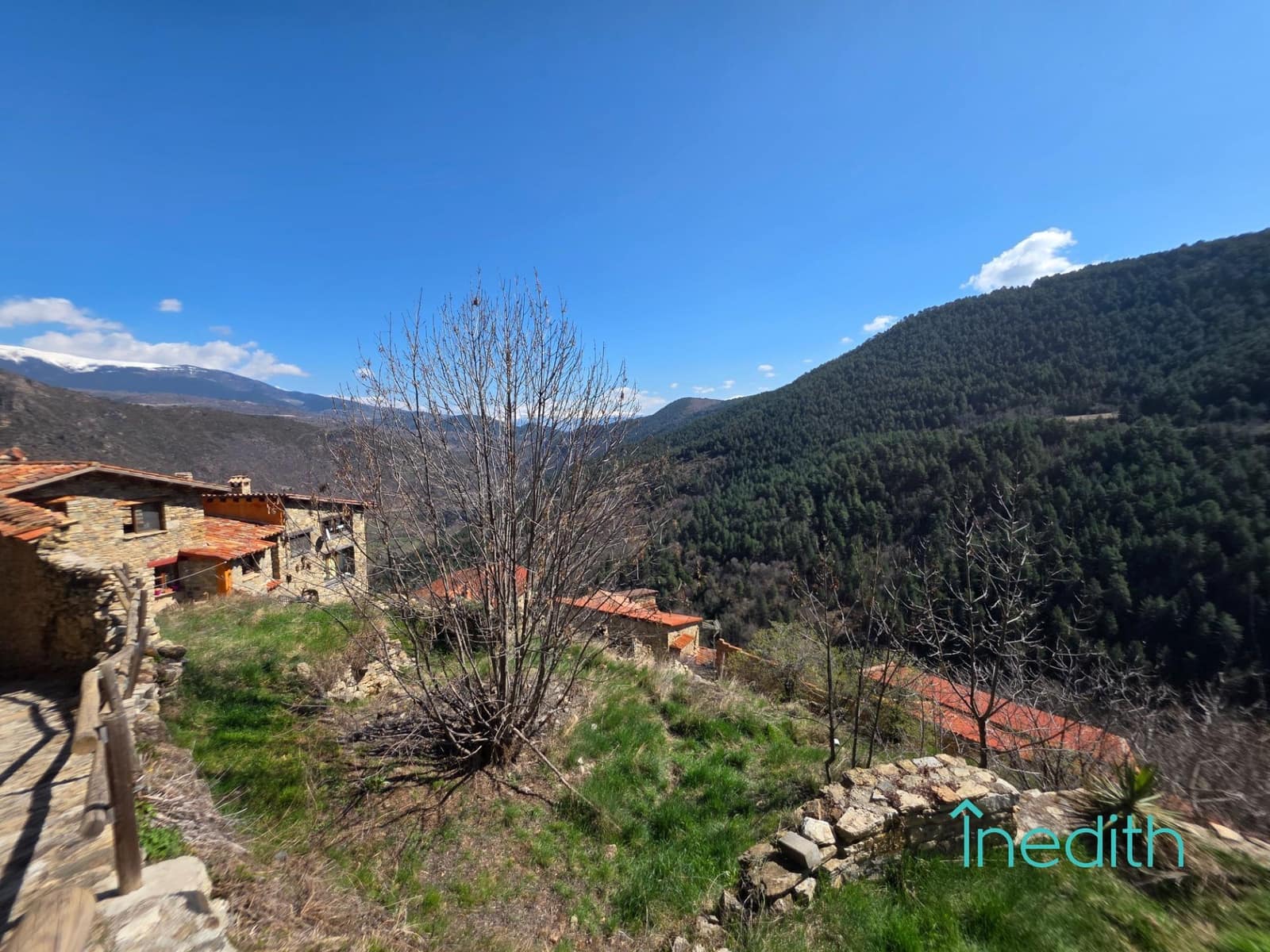 5 soveværelse Semi-Rækkehus til salg i El Pont de Bar - € 395.000 (Ref: 9707556)