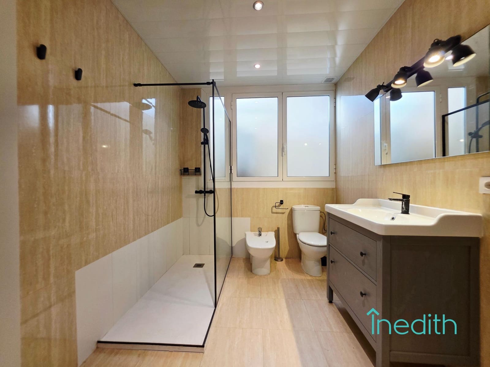 4 chambre Appartement à vendre à Barcelone ville avec garage - 1 155 000 € (Ref: 9735694)