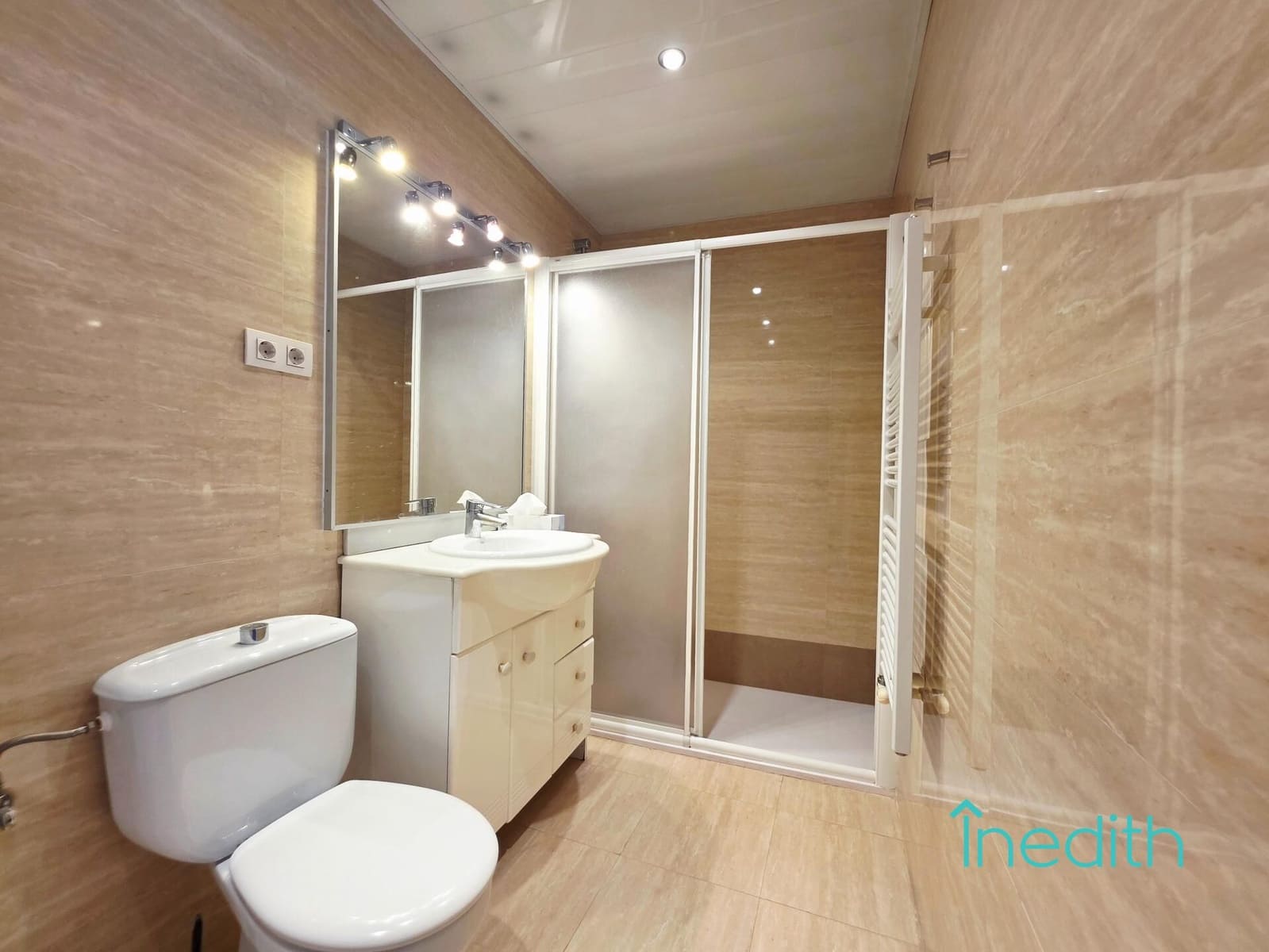 4 chambre Appartement à vendre à Barcelone ville avec garage - 1 155 000 € (Ref: 9735694)