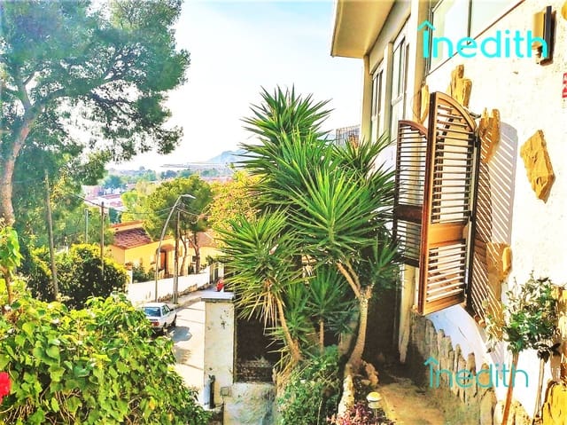 1 chambre Villa/Maison à vendre à Castelldefels avec garage - 965 000 € (Ref: 9735695)