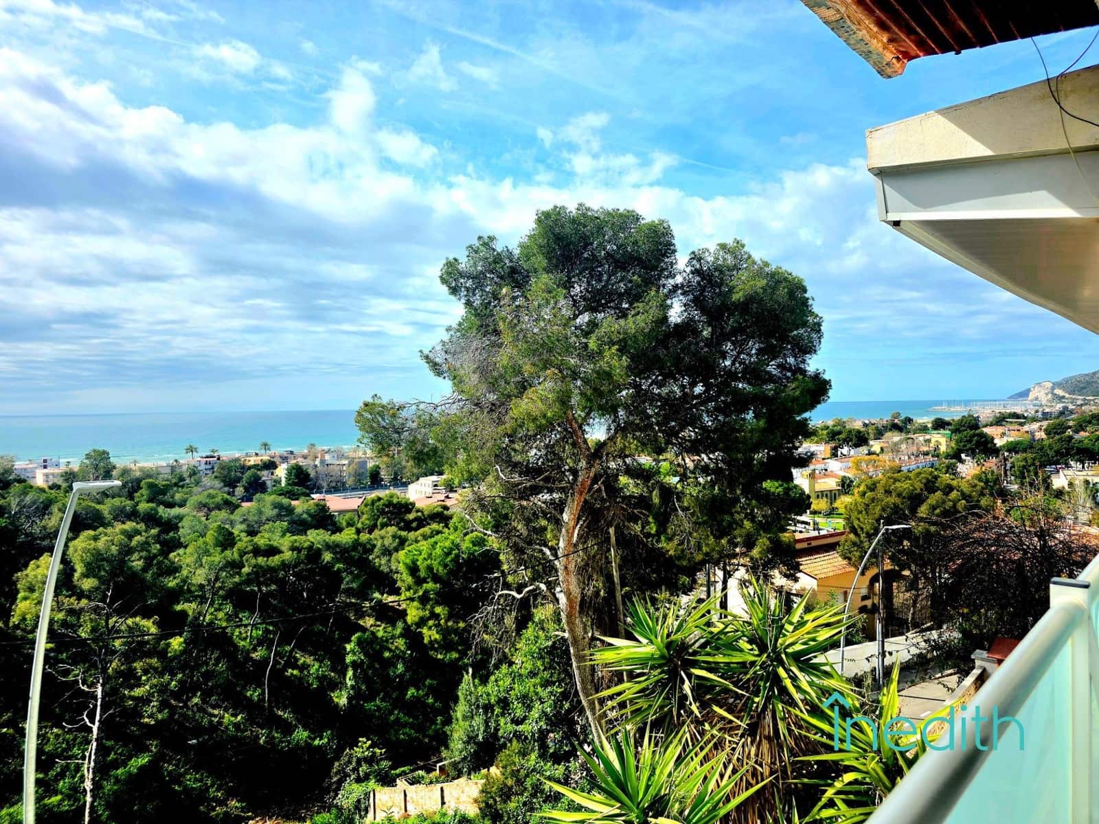 1 chambre Villa/Maison à vendre à Castelldefels avec garage - 965 000 € (Ref: 9735695)