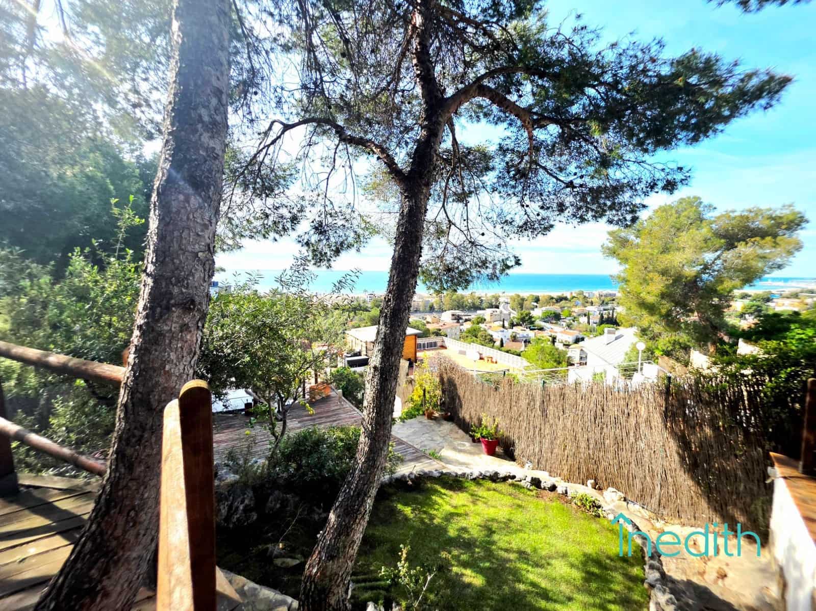 1 chambre Villa/Maison à vendre à Castelldefels avec garage - 965 000 € (Ref: 9735695)