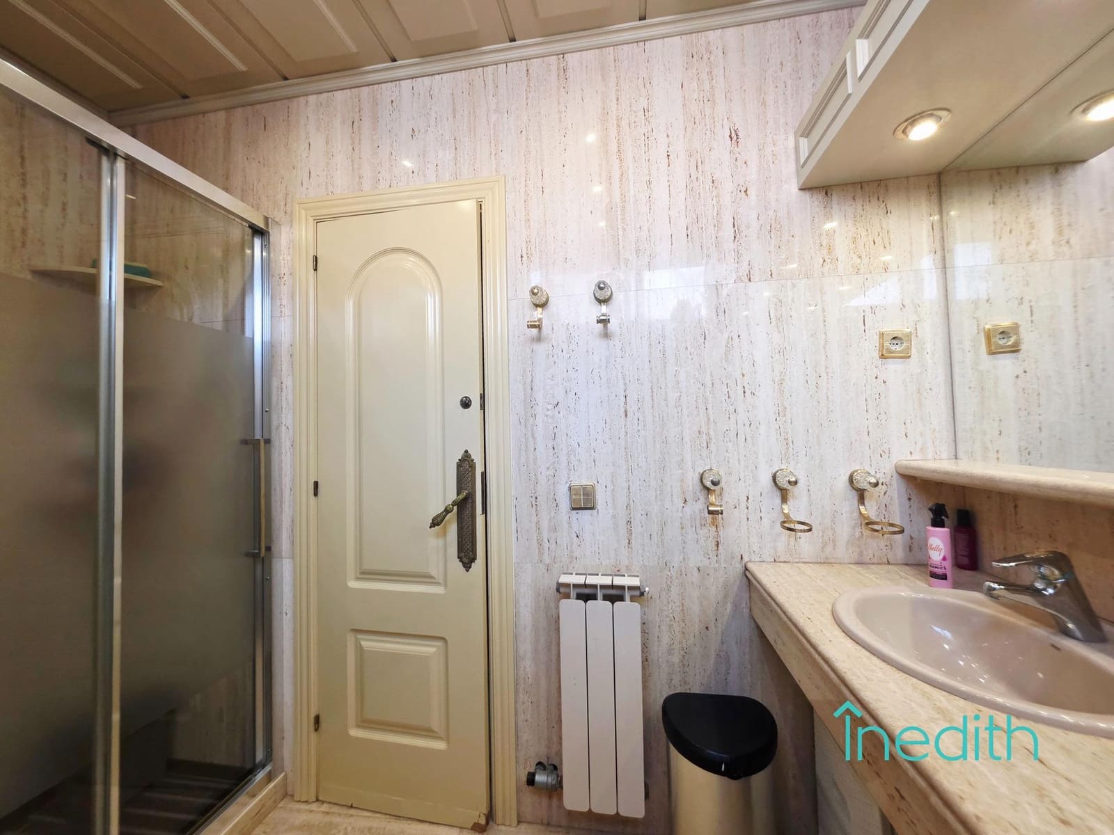 5 bedroom Terraced Villa for sale in Viladecans with garage - € 650,000 (Ref: 9763676)