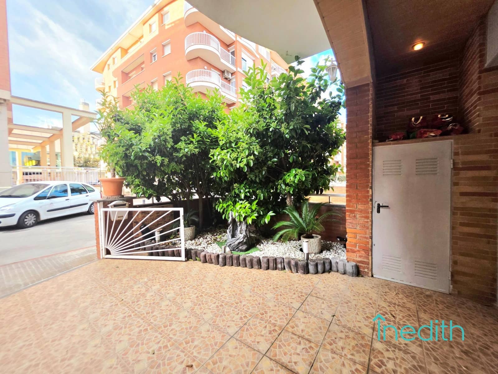 5 bedroom Terraced Villa for sale in Viladecans with garage - € 650,000 (Ref: 9763676)