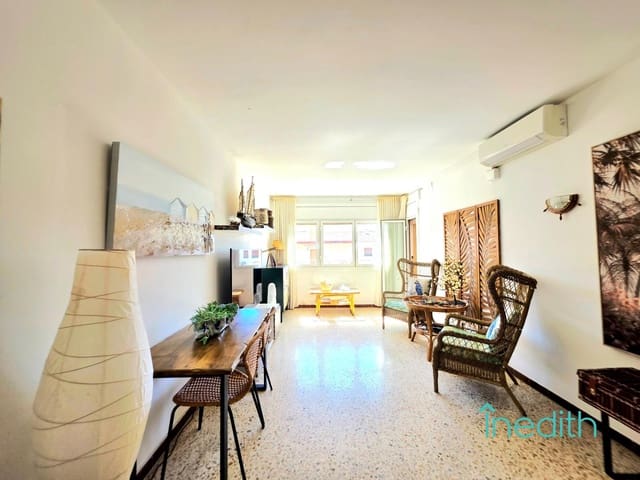 3 sovrum Lägenhet till salu i Cubelles - 205 000 € (Ref: 9778295)