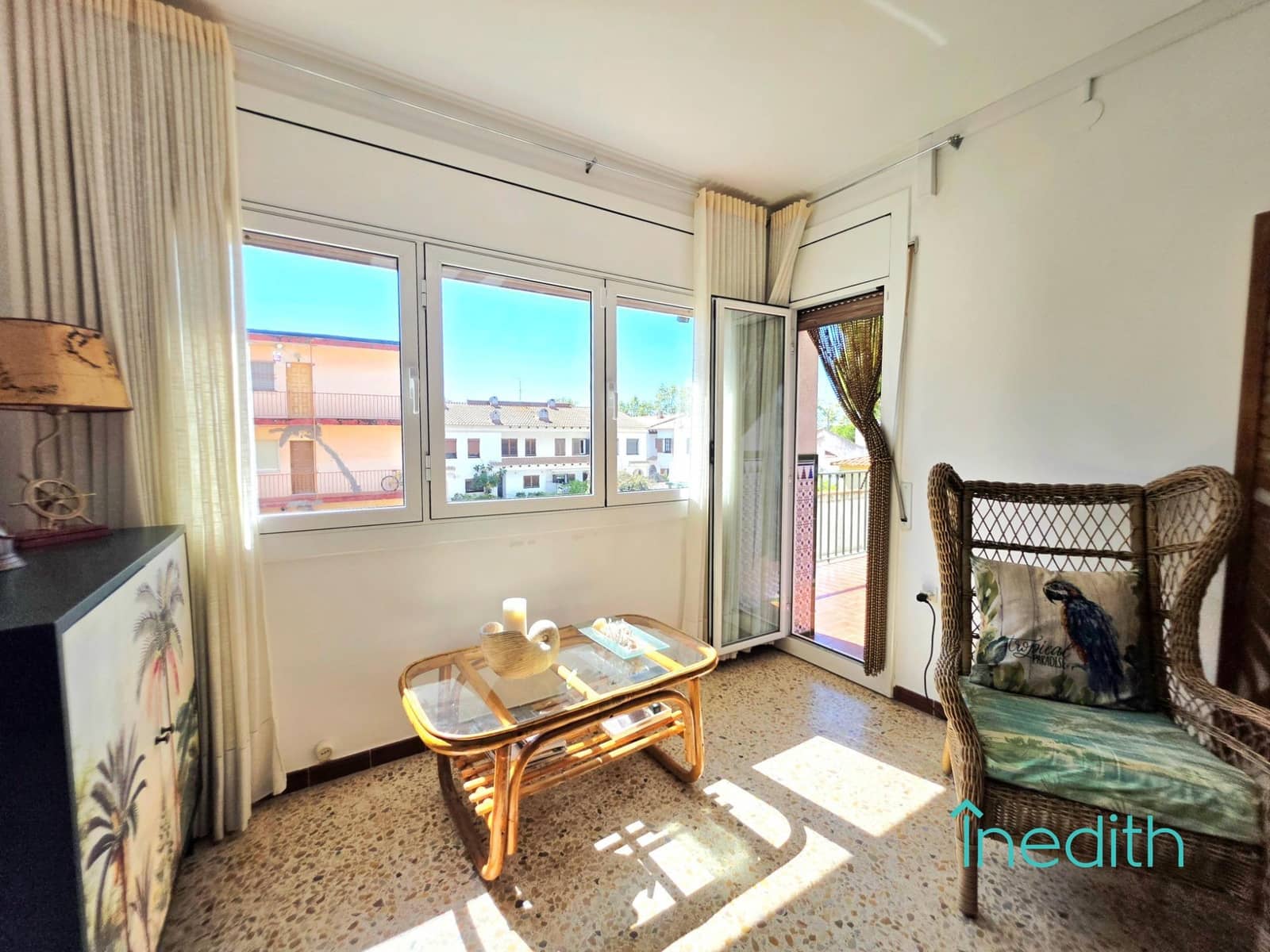 3 sovrum Lägenhet till salu i Cubelles - 205 000 € (Ref: 9778295)