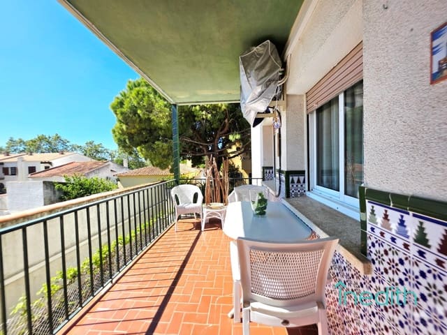 3 sovrum Lägenhet till salu i Cubelles - 205 000 € (Ref: 9778295)