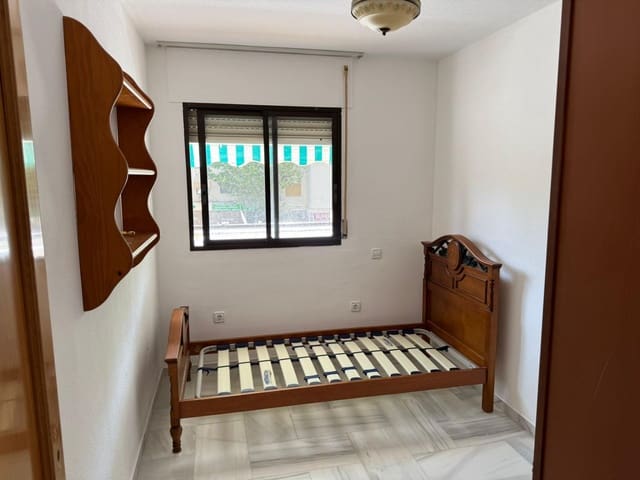 Apartamento de 4 habitaciones en Torremolinos en venta con piscina garaje - 550.000 € (Ref: 9367655)