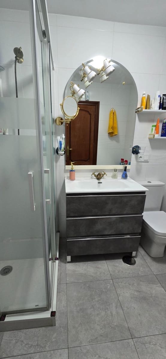 Apartamento de 3 habitaciones en Fuengirola en venta - 295.000 € (Ref: 9367657)