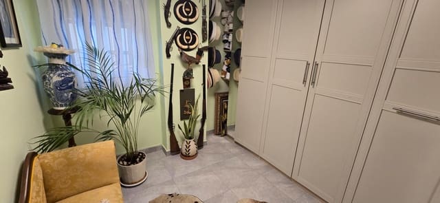 Apartamento de 3 habitaciones en Fuengirola en venta - 295.000 € (Ref: 9367657)