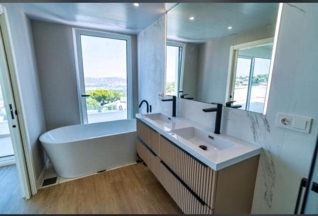 4 camera da letto Villa in vendita in Pinos de Alhaurin con piscina garage - 890.000 € (Rif: 9367664)