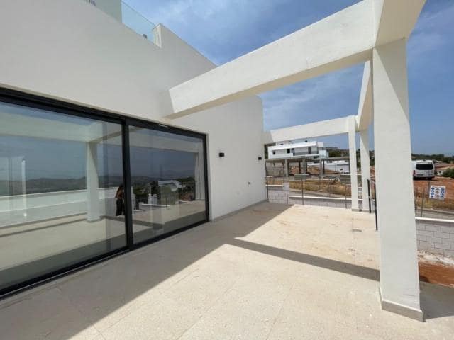 4 camera da letto Villa in vendita in Pinos de Alhaurin con piscina garage - 890.000 € (Rif: 9367664)
