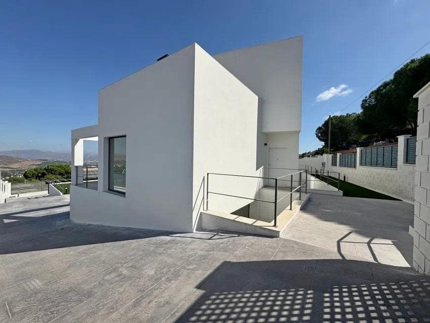4 camera da letto Villa in vendita in Pinos de Alhaurin con piscina garage - 890.000 € (Rif: 9367664)