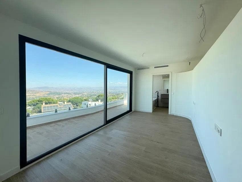 4 camera da letto Villa in vendita in Pinos de Alhaurin con piscina garage - 890.000 € (Rif: 9367664)