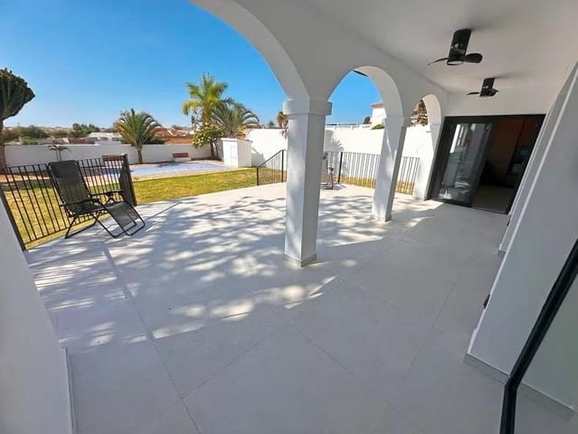 Chalet de 5 habitaciones en Mijas en venta con piscina garaje - 1.099.000 € (Ref: 9367665)