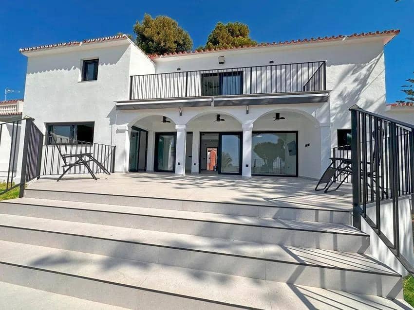Chalet de 5 habitaciones en Mijas en venta con piscina garaje - 1.099.000 € (Ref: 9367665)