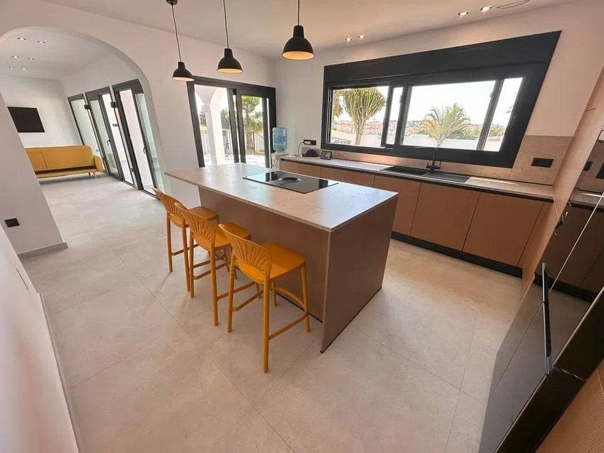 Chalet de 5 habitaciones en Mijas en venta con piscina garaje - 1.099.000 € (Ref: 9367665)