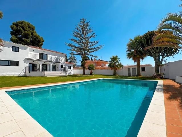 Chalet de 5 habitaciones en Mijas en venta con piscina garaje - 1.099.000 € (Ref: 9367665)