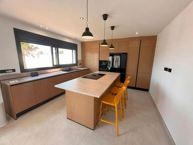 Chalet de 5 habitaciones en Mijas en venta con piscina garaje - 1.099.000 € (Ref: 9367665)