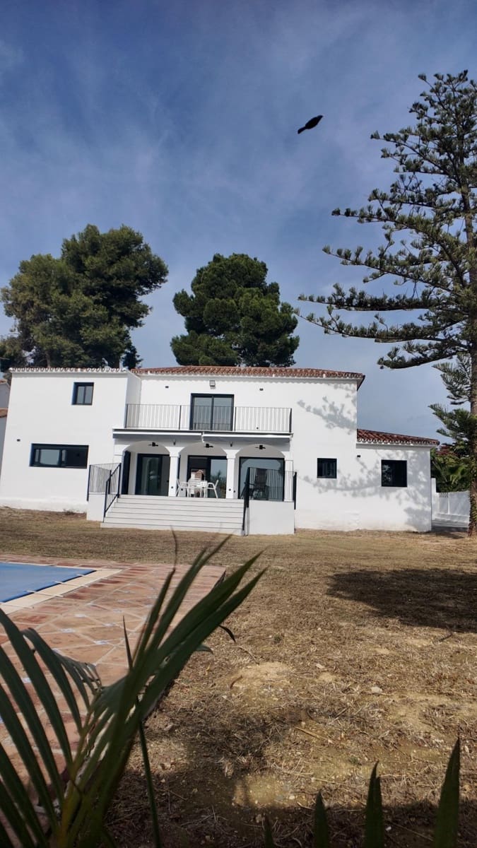 Chalet de 5 habitaciones en Mijas en venta con piscina garaje - 1.099.000 € (Ref: 9367665)