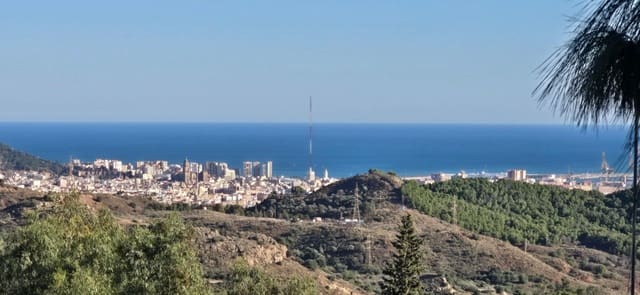 Tomt till salu i Puerto de la Torre, Málaga stad - 255 000 € (Ref: 9407999)