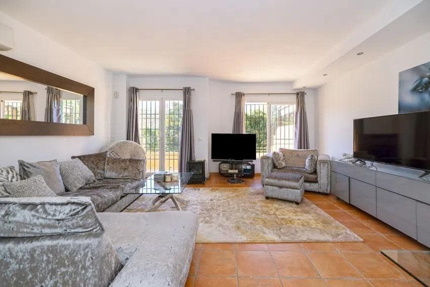 3 sypialnia Dom na sprzedaż w Fuengirola z garażem - 549 000 € (Ref: 9417666)