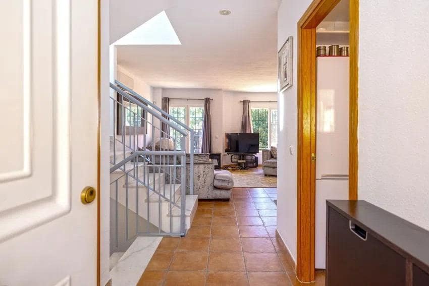 3 sypialnia Dom na sprzedaż w Fuengirola z garażem - 549 000 € (Ref: 9417666)