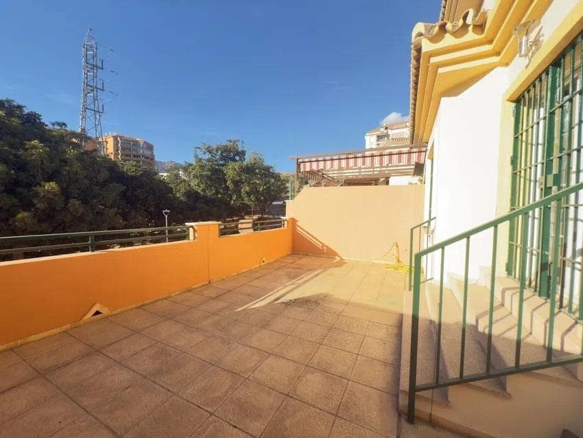 3 sypialnia Dom na sprzedaż w Fuengirola z garażem - 549 000 € (Ref: 9417666)