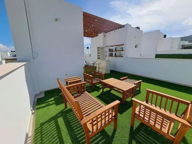 3 soveværelse Rækkehus til salg i Alhaurín de la Torre med swimmingpool garage - € 545.000 (Ref: 9419880)