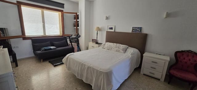 5 sovrum Lägenhet till salu i Fuengirola med garage - 700 000 € (Ref: 9449400)