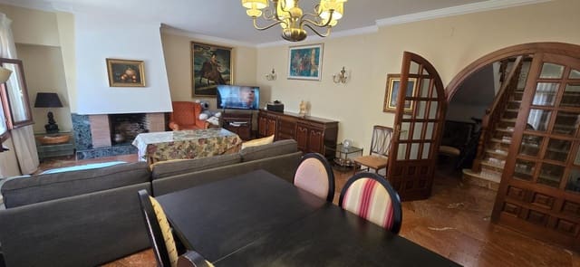 5 sovrum Lägenhet till salu i Fuengirola med garage - 700 000 € (Ref: 9449400)