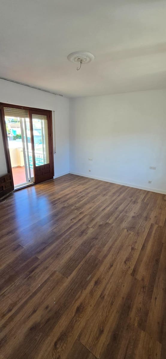 5 bedroom Villa for sale in El Coto with pool garage - € 700,000 (Ref: 9504372)