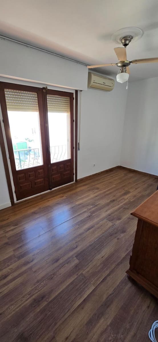 5 bedroom Villa for sale in El Coto with pool garage - € 700,000 (Ref: 9504372)