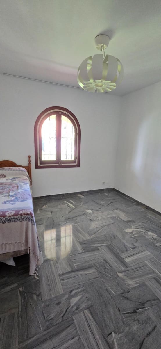 5 bedroom Villa for sale in El Coto with pool garage - € 700,000 (Ref: 9504372)