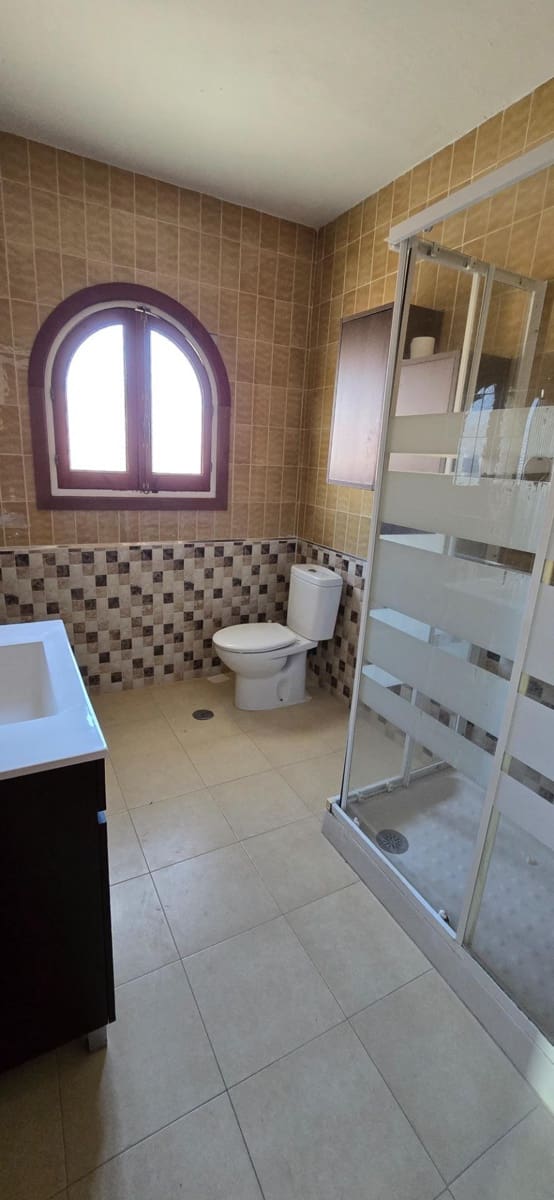 5 bedroom Villa for sale in El Coto with pool garage - € 700,000 (Ref: 9504372)