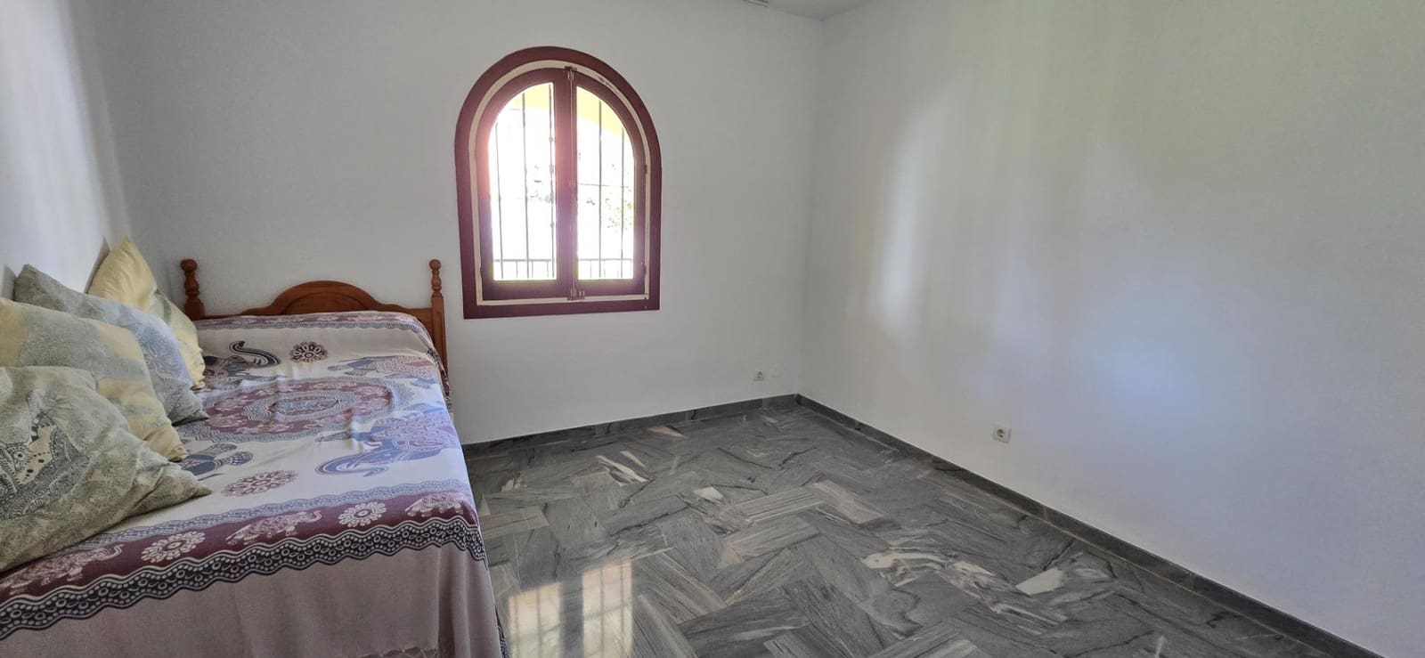 5 bedroom Villa for sale in El Coto with pool garage - € 700,000 (Ref: 9504372)