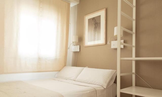 Apartamento de 2 habitaciones en Torremolinos en venta con garaje - 269.000 € (Ref: 9513490)