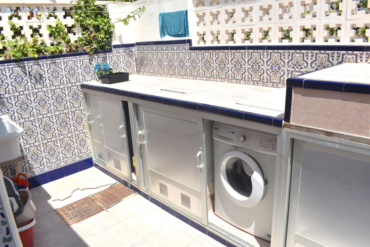 6 soverom Villa til salgs i Guardamar del Segura - € 1 100 000 (Ref: 9271608)