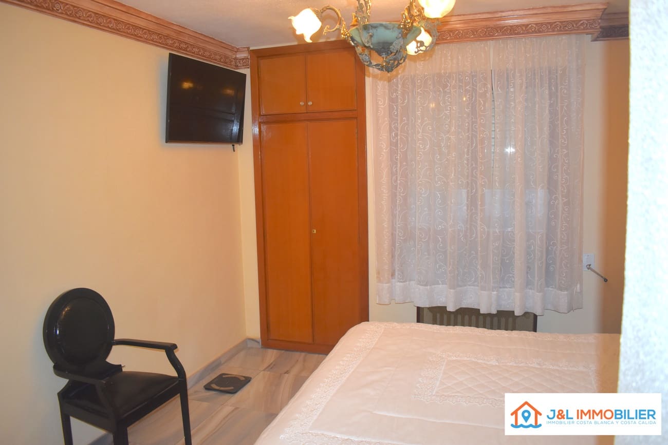 3 makuuhuone Huoneisto myytävänä paikassa Alicante kaupunki mukana 
autotalli - 545 000 € (Ref: 9736196)