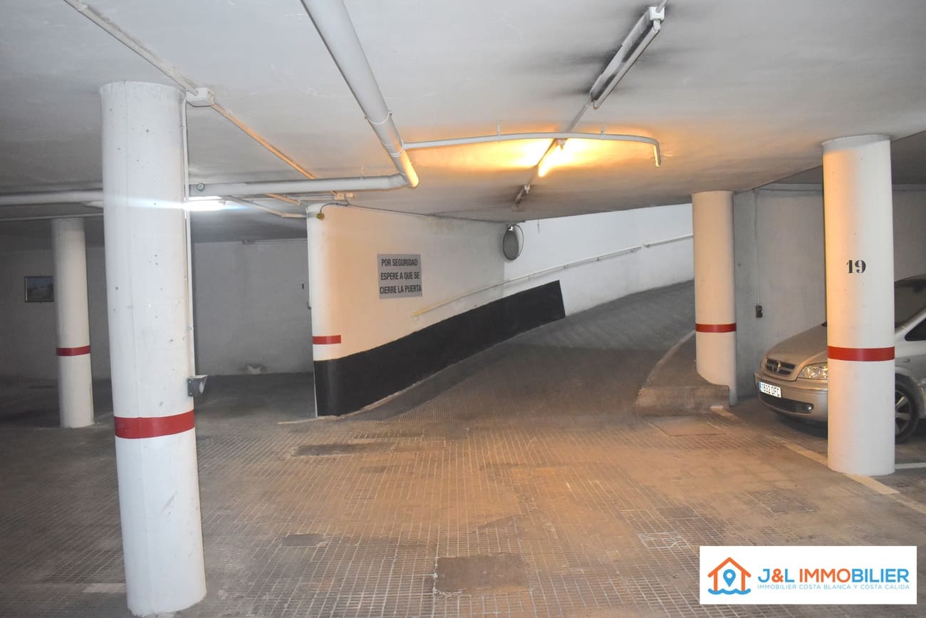 3 makuuhuone Huoneisto myytävänä paikassa Alicante kaupunki mukana 
autotalli - 545 000 € (Ref: 9736196)