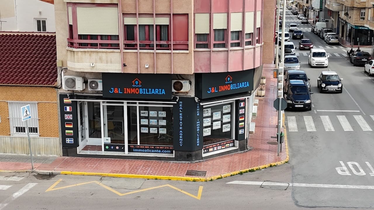 2 sovrum Lägenhet till salu i Guardamar del Segura - 199 000 € (Ref: 9736202)