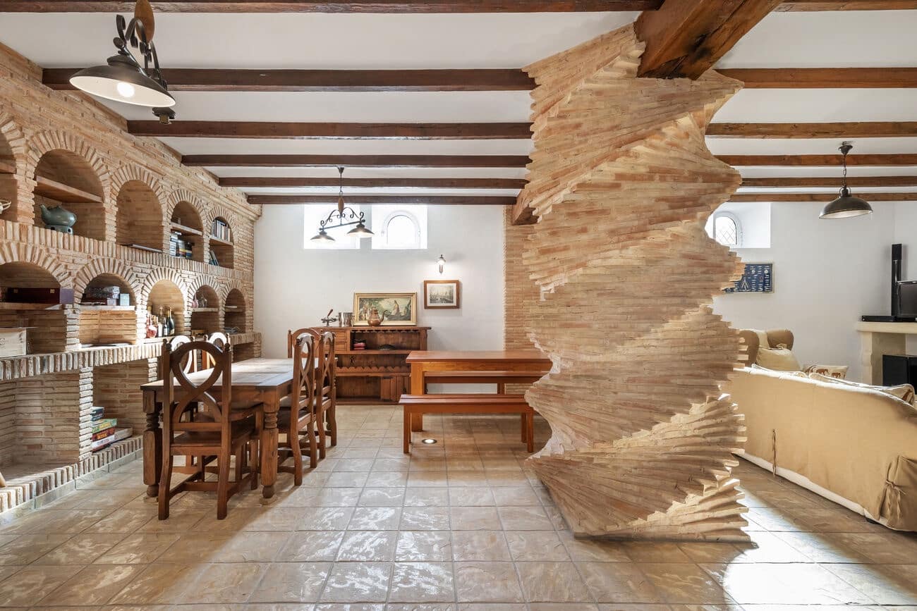 5 slaapkamer Villa te koop in Torrevieja met zwembad - € 1.150.000 (Ref: 9736211)