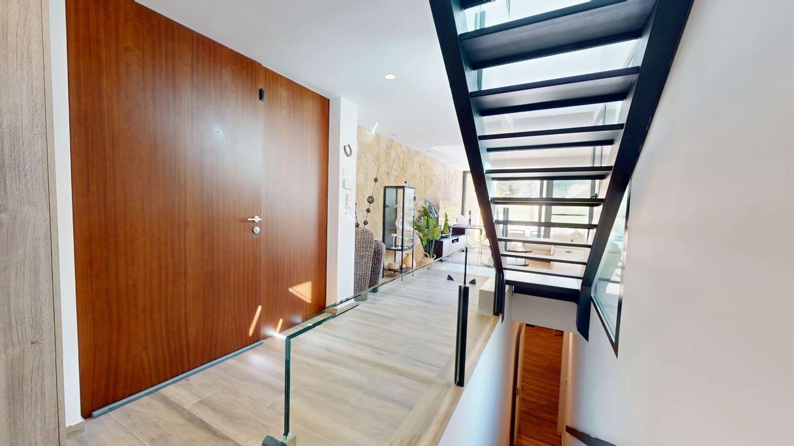 3 slaapkamer Villa te koop in Monforte del Cid met zwembad - € 795.000 (Ref: 9809444)