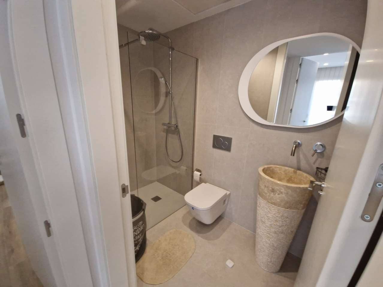 3 slaapkamer Villa te koop in Monforte del Cid met zwembad - € 795.000 (Ref: 9809445)