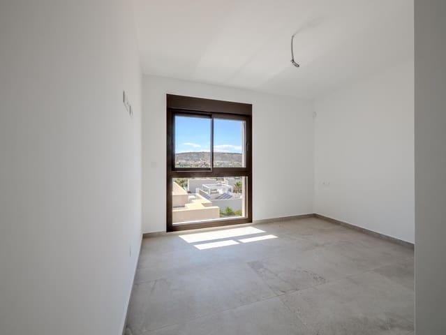 3 sypialnia Willa na sprzedaż w Algorfa z basenem garażem - 489 000 € (Ref: 9867515)