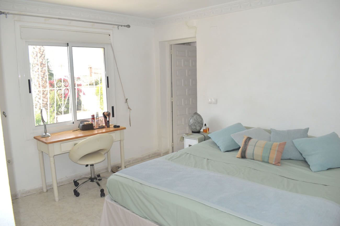 3 sypialnia Willa na sprzedaż w San Fulgencio z basenem garażem - 345 000 € (Ref: 9928186)